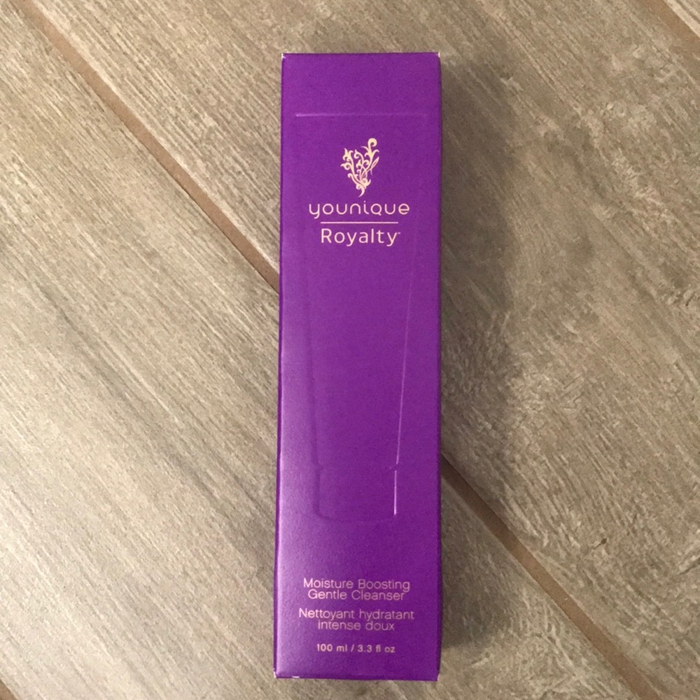 Younique Cleanser